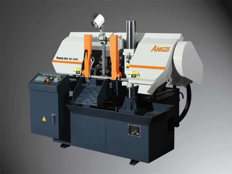 使用全自動鋸床時如何避免鋸片斷裂？